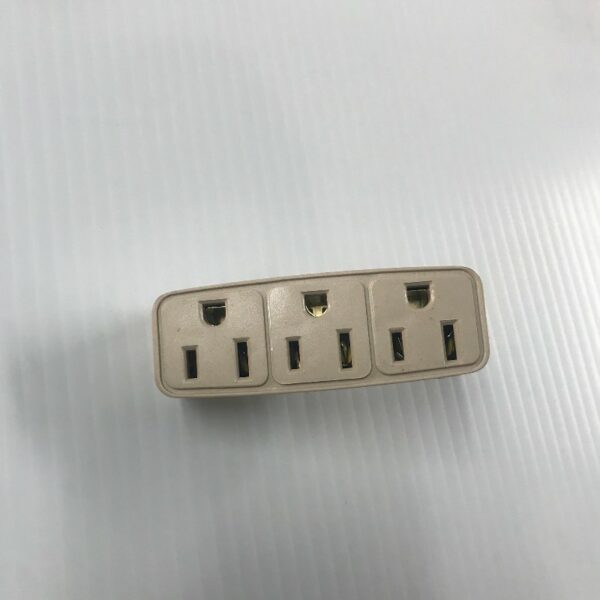 3 outlet plug 1